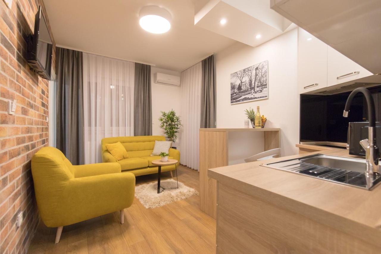 Apartmani I Sobe Pejacevic Osijek Zewnętrze zdjęcie